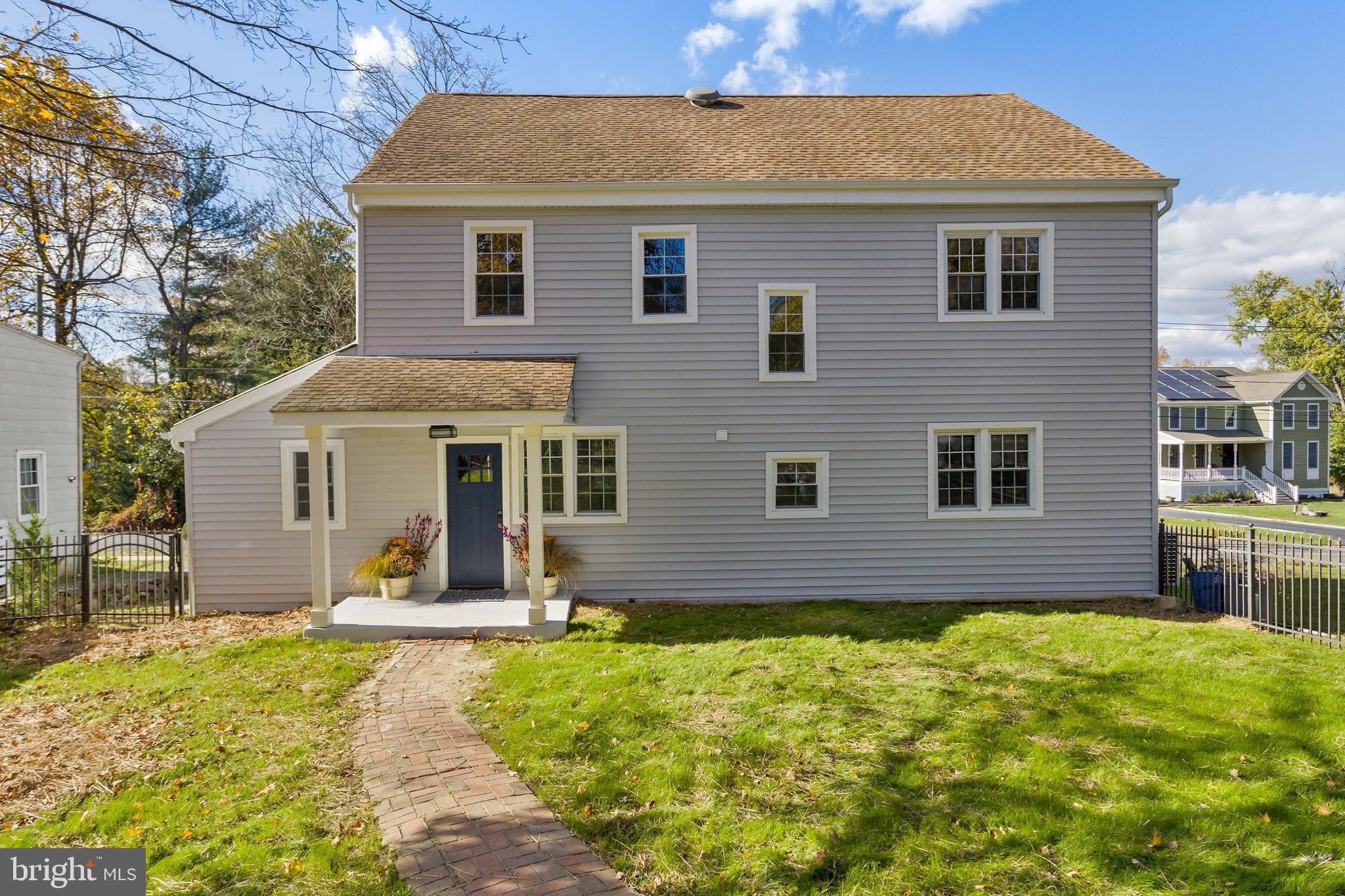 36 Chest-Georgetown Road Columbus, NJ 08022 - Photo 50 of 60 a front view of house with yard