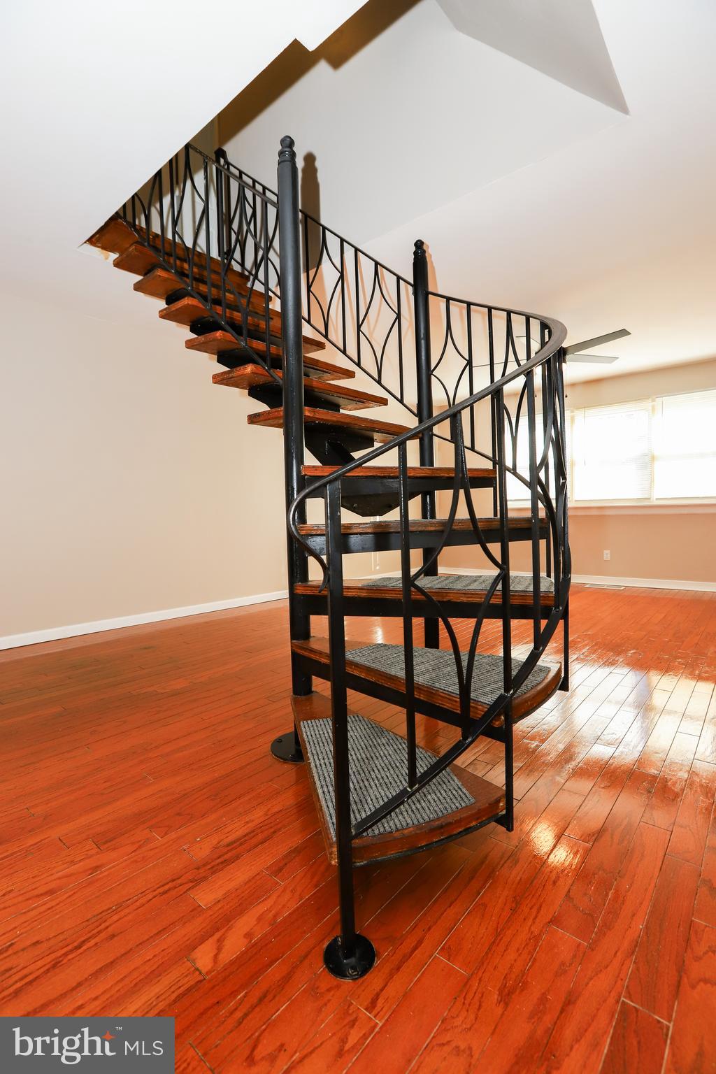 3559 Churchill Lane Philadelphia, PA 19114 - Photo 8 of 30 a view of entryway