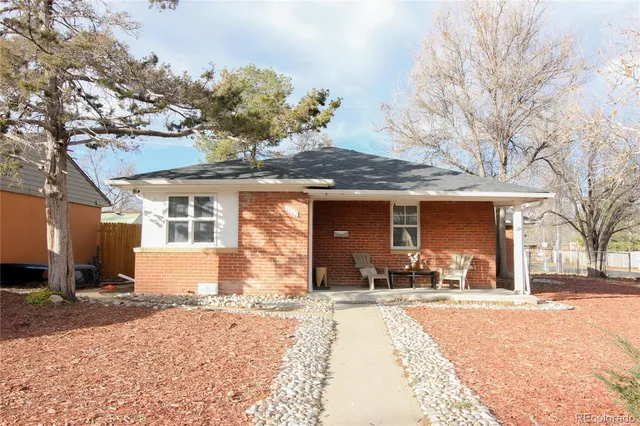 $399,000 | 1373 Florence Street, Aurora, CO 80010