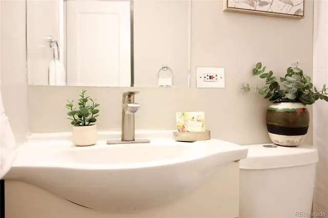 $399,000 | 1373 Florence Street, Aurora, CO 80010