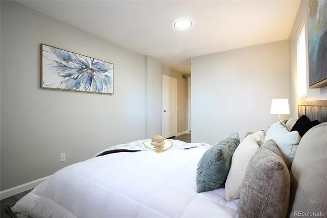 $399,000 | 1373 Florence Street, Aurora, CO 80010