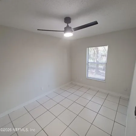 $1,400 | 253 Stillwell Avenue, Palatka, FL 32177