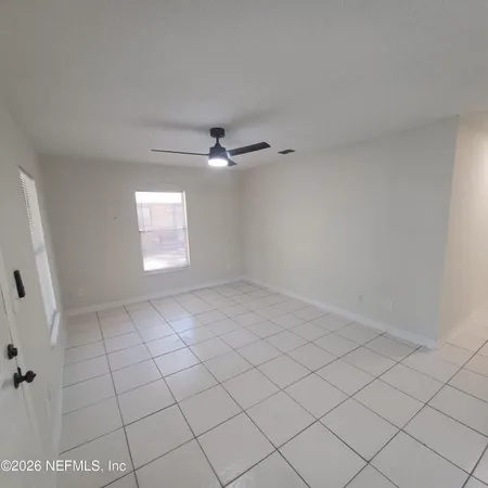 $1,400 | 253 Stillwell Avenue, Palatka, FL 32177