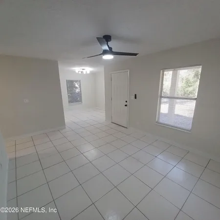 $1,400 | 253 Stillwell Avenue, Palatka, FL 32177