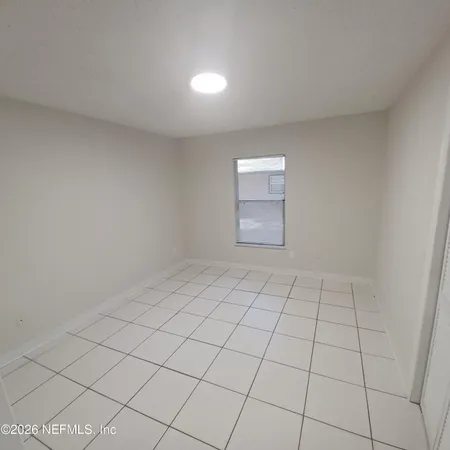 $1,400 | 253 Stillwell Avenue, Palatka, FL 32177