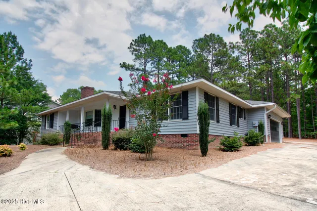 $2,400 | 119 Otter Drive, West End, NC 27376