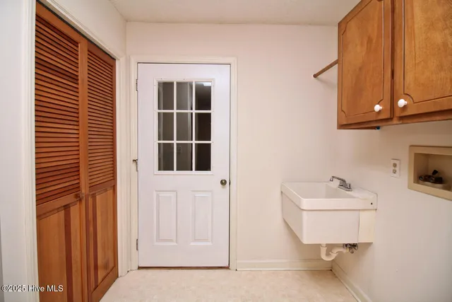 $2,400 | 119 Otter Drive, West End, NC 27376