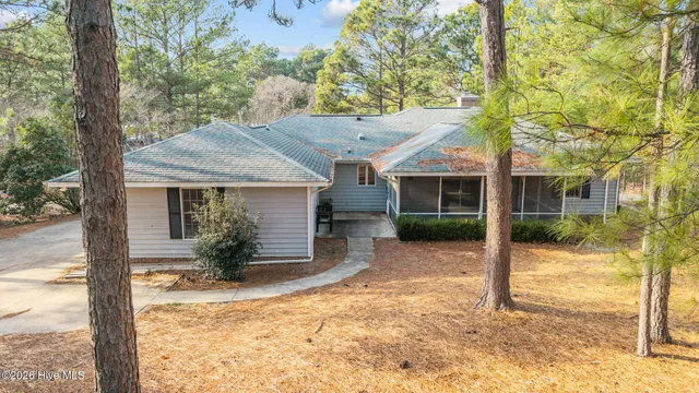 $2,300 | 119 Otter Drive, West End, NC 27376