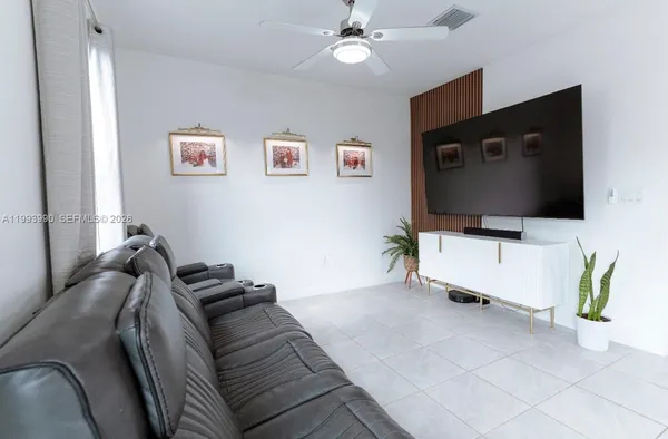 $2,700 | 16222 Southwest 290th Terrace, Unit 16222, Homestead, FL 33033