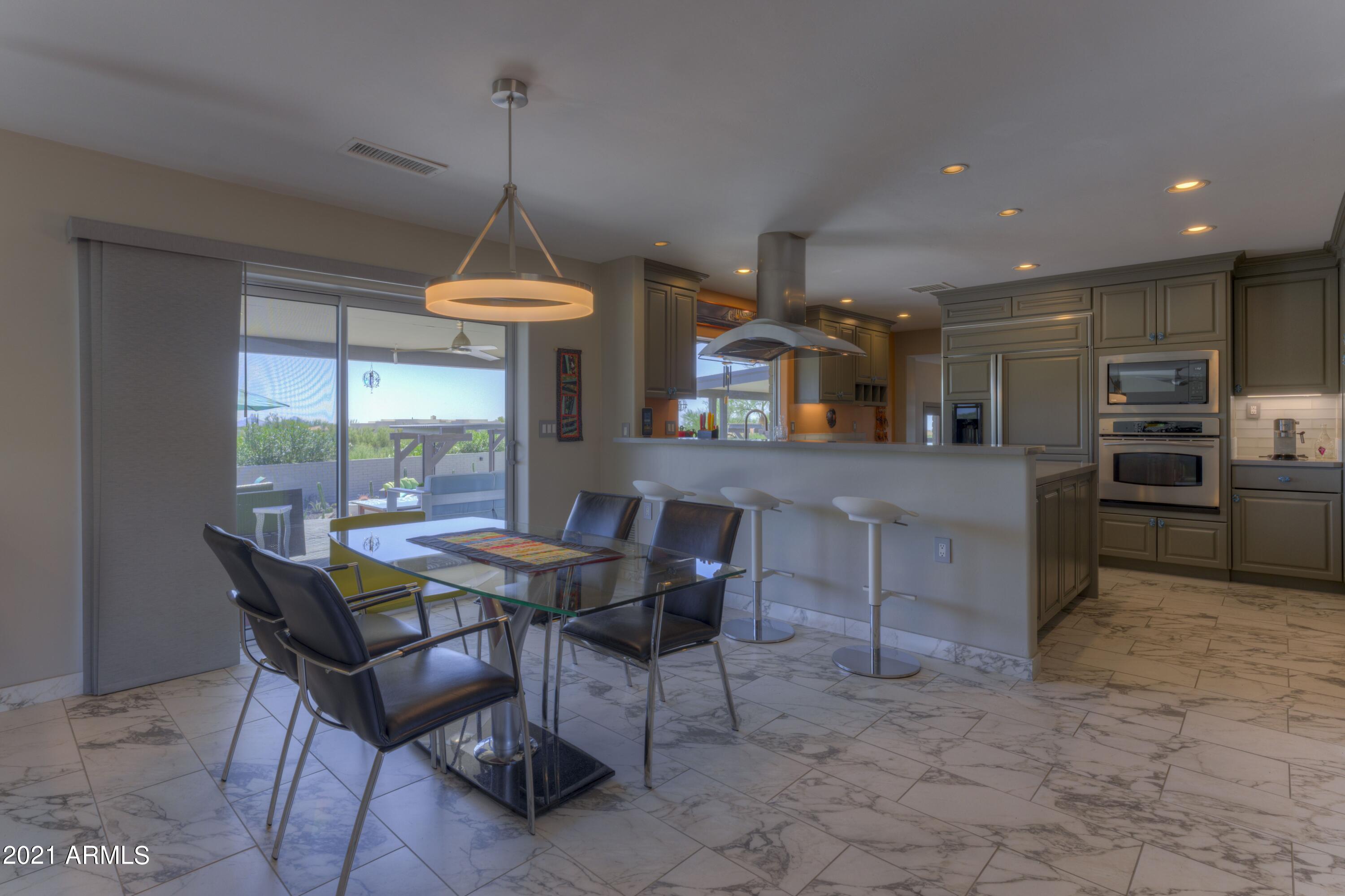 9535 Romping Road Carefree, AZ 85377 - Photo 20 of 61 Dining