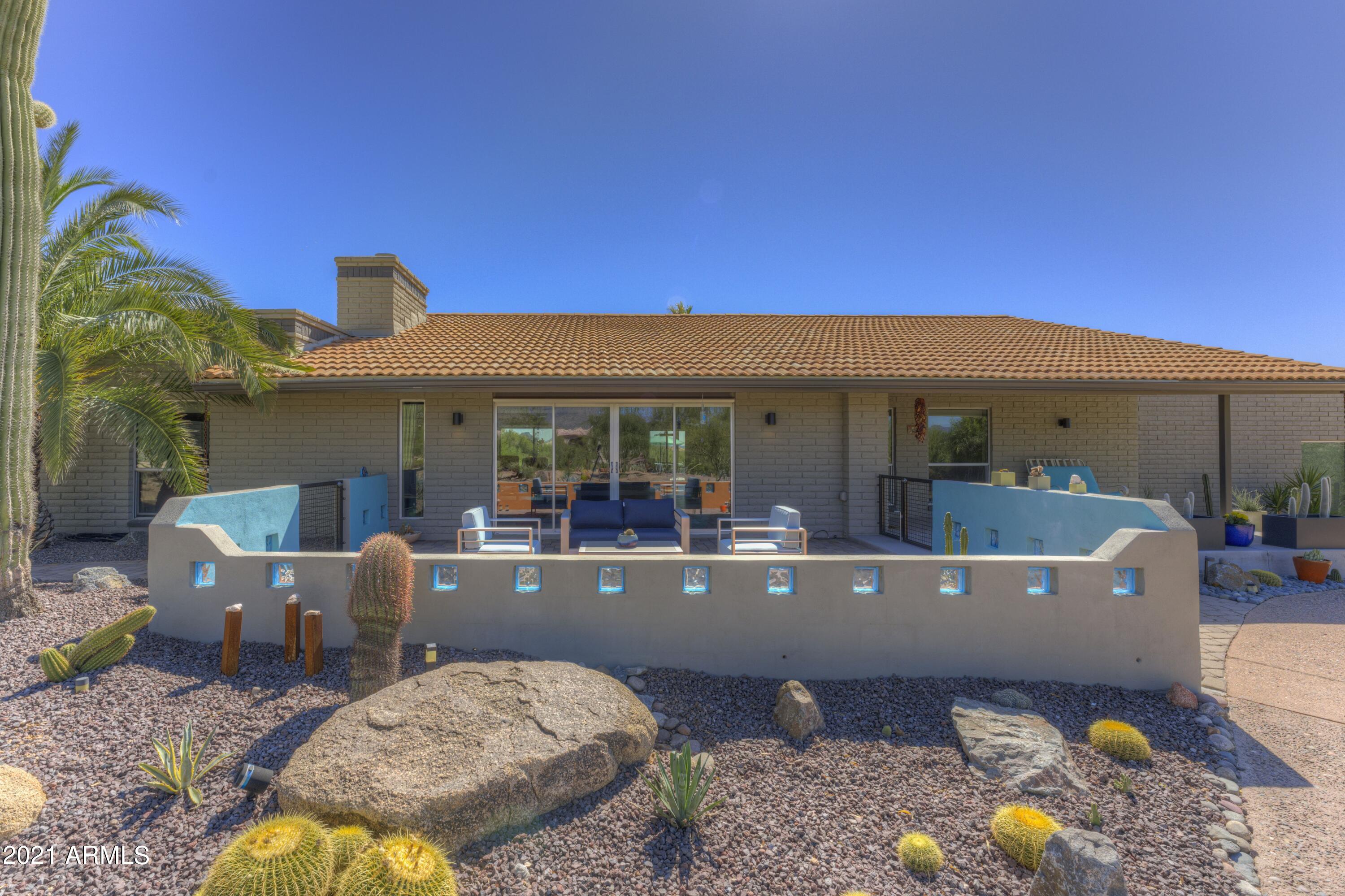 9535 Romping Road Carefree, AZ 85377 - Photo 3 of 61 Front Courtyard