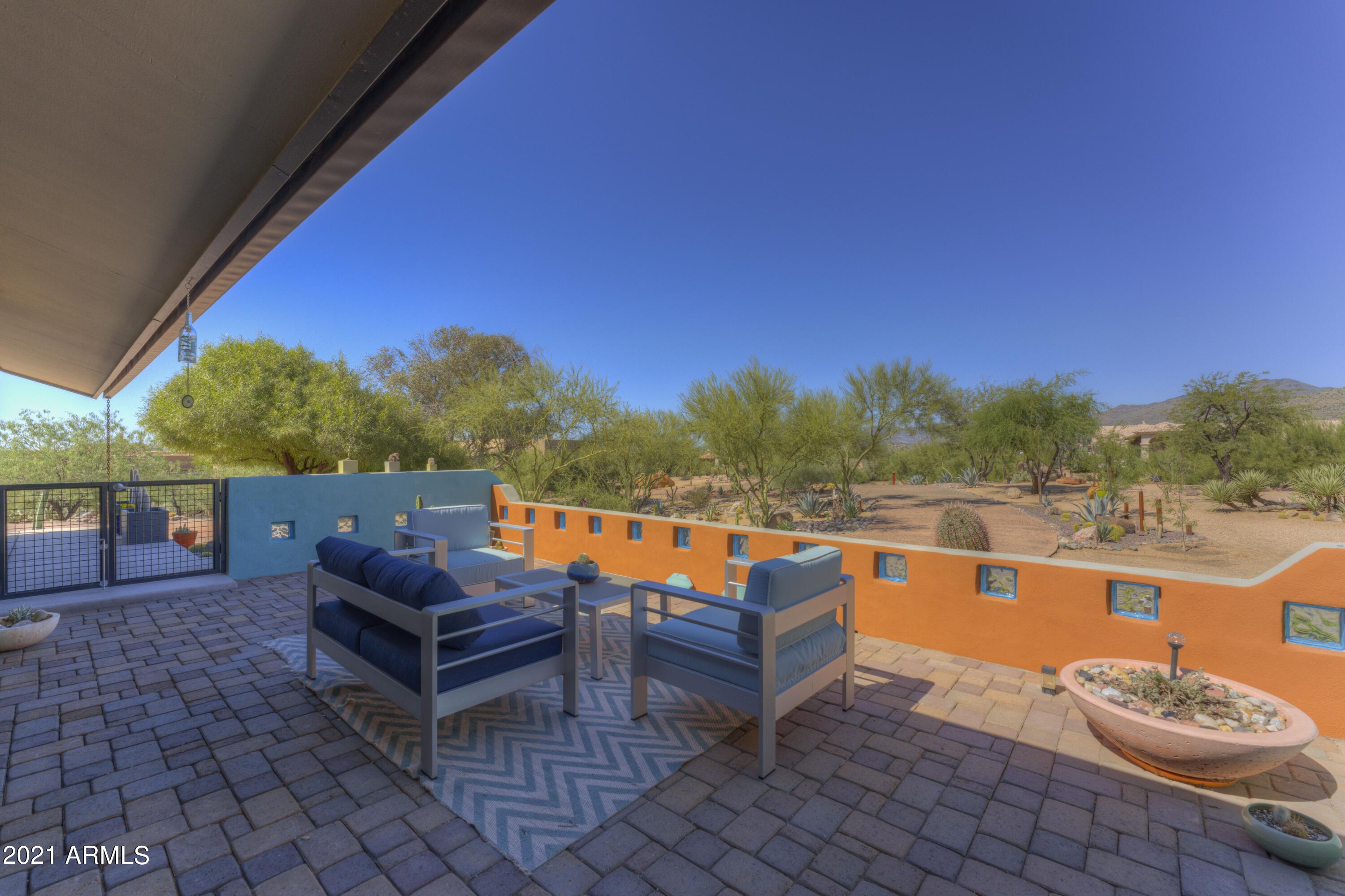 9535 Romping Road Carefree, AZ 85377 - Photo 5 of 61 Morning Shade out front