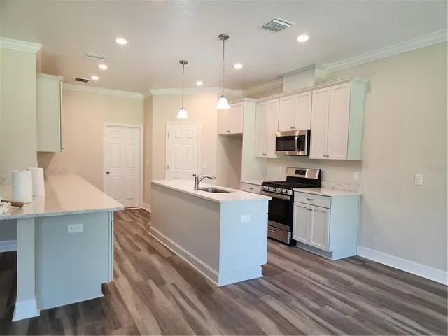 $545,000 | 422 Shannon Ests Court, Plant City, FL 33563