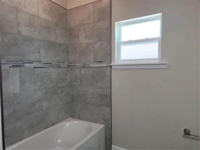 $545,000 | 422 Shannon Ests Court, Plant City, FL 33563