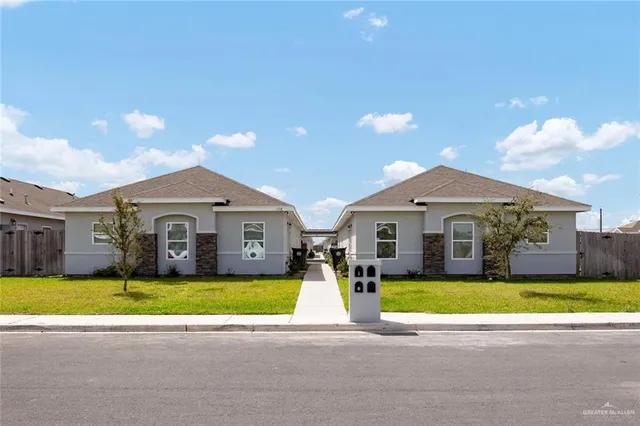 $1,100 | 1719 Davenport Street, Unit 4, Weslaco, TX 78596