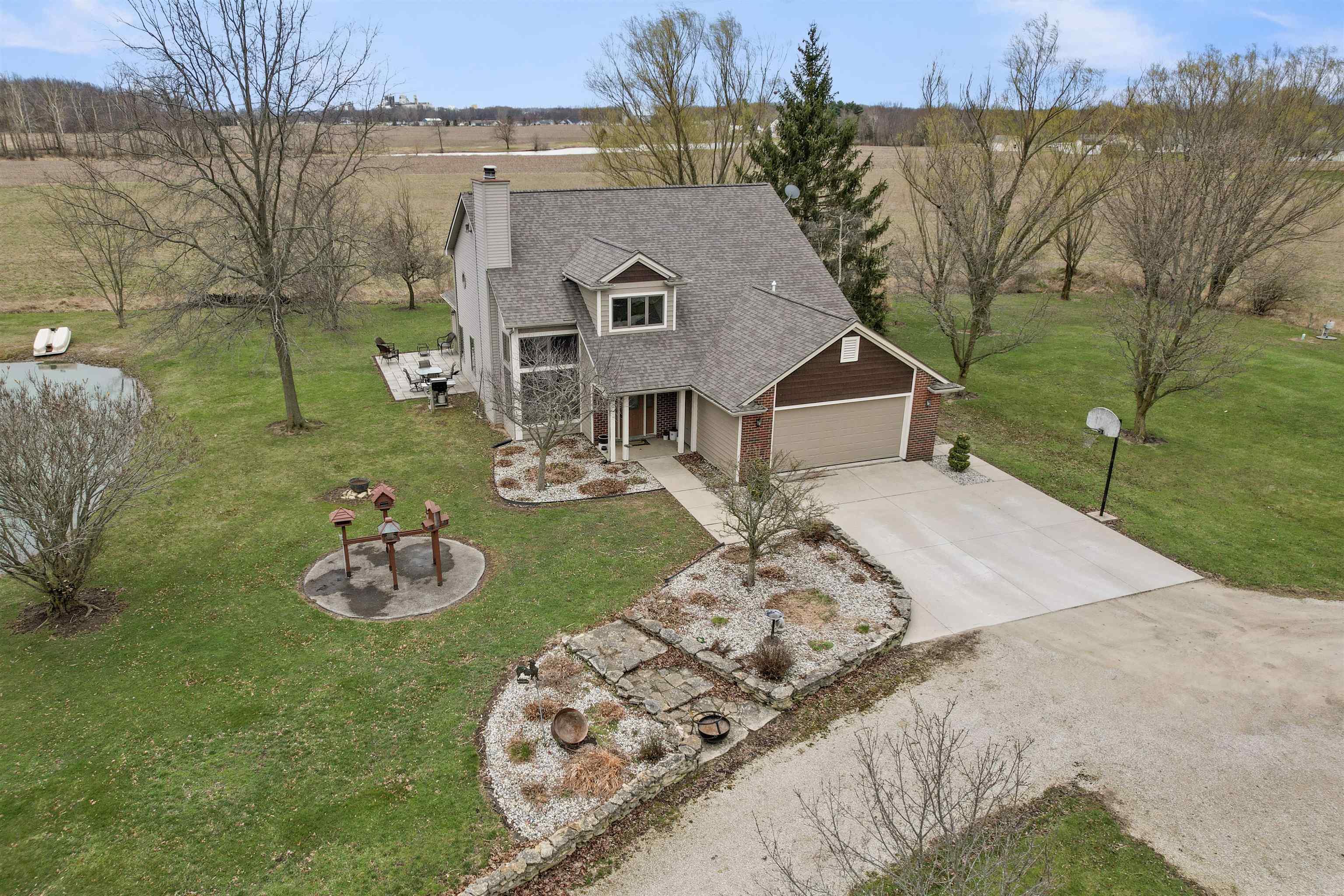 140 East 850 North Decatur, IN 46733 - Photo 2 of 33