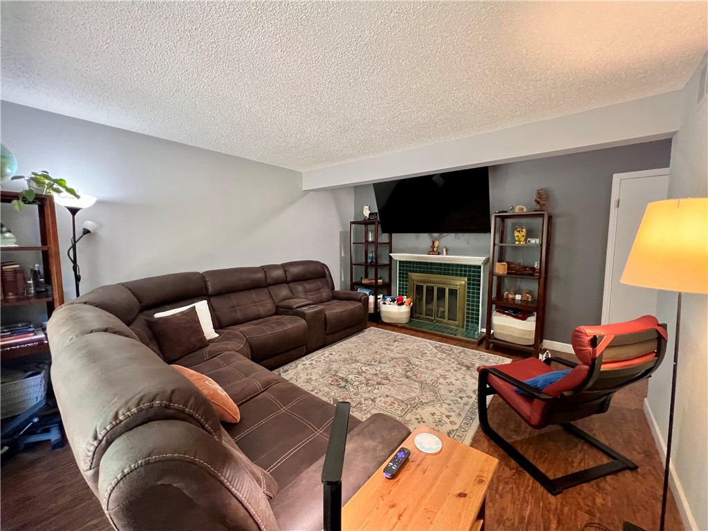 803 Irvine Road Champaign, IL 61822 - Photo 5 of 33