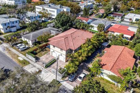 4025 Southwest 10th Street Miami, FL 33134 - Photo 40 of 41 an aerial view of a house with a yard