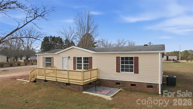 $199,000 | 53 Mountain View Drive, Taylorsville, NC 28681