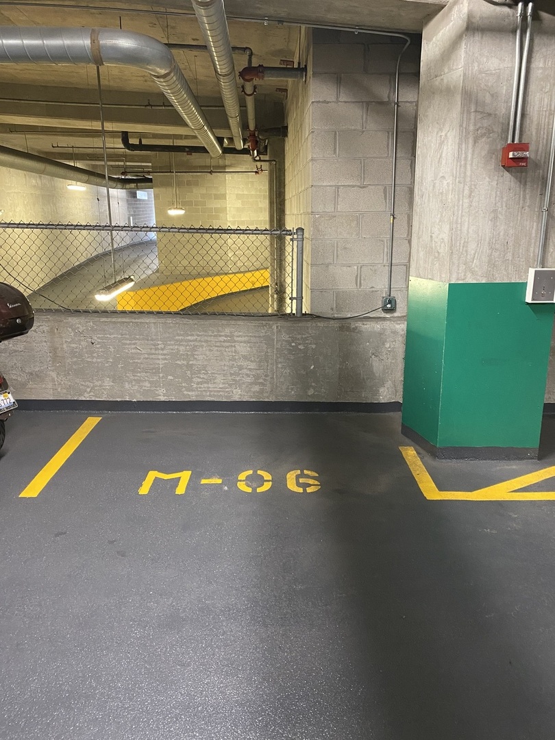 60 East Monroe Street, Unit P406 Chicago, IL 60603 - Photo 2 of 4