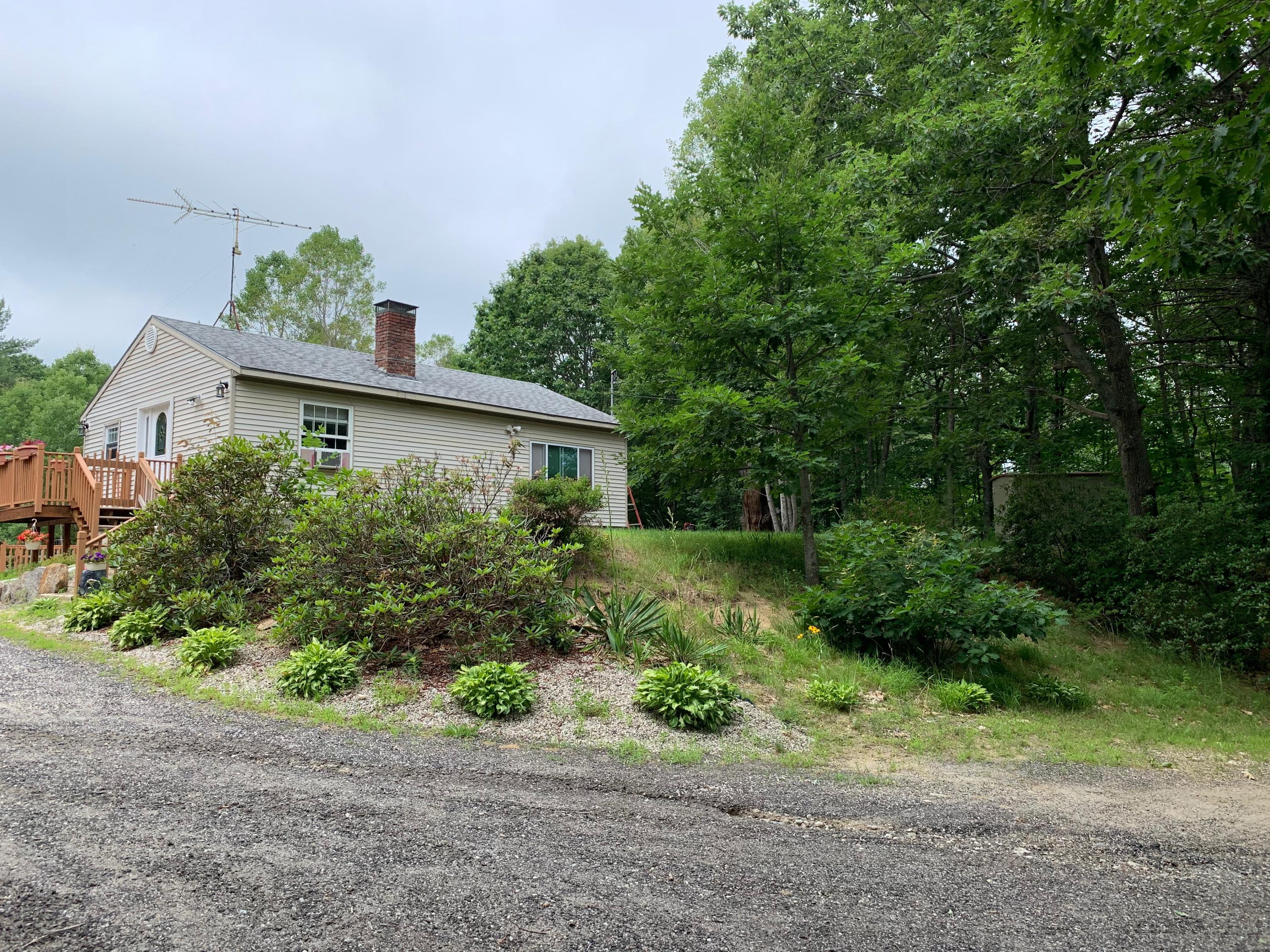 197 Pownal Road Auburn, ME 04210 - Photo 3 of 29 Lovely Landscaping