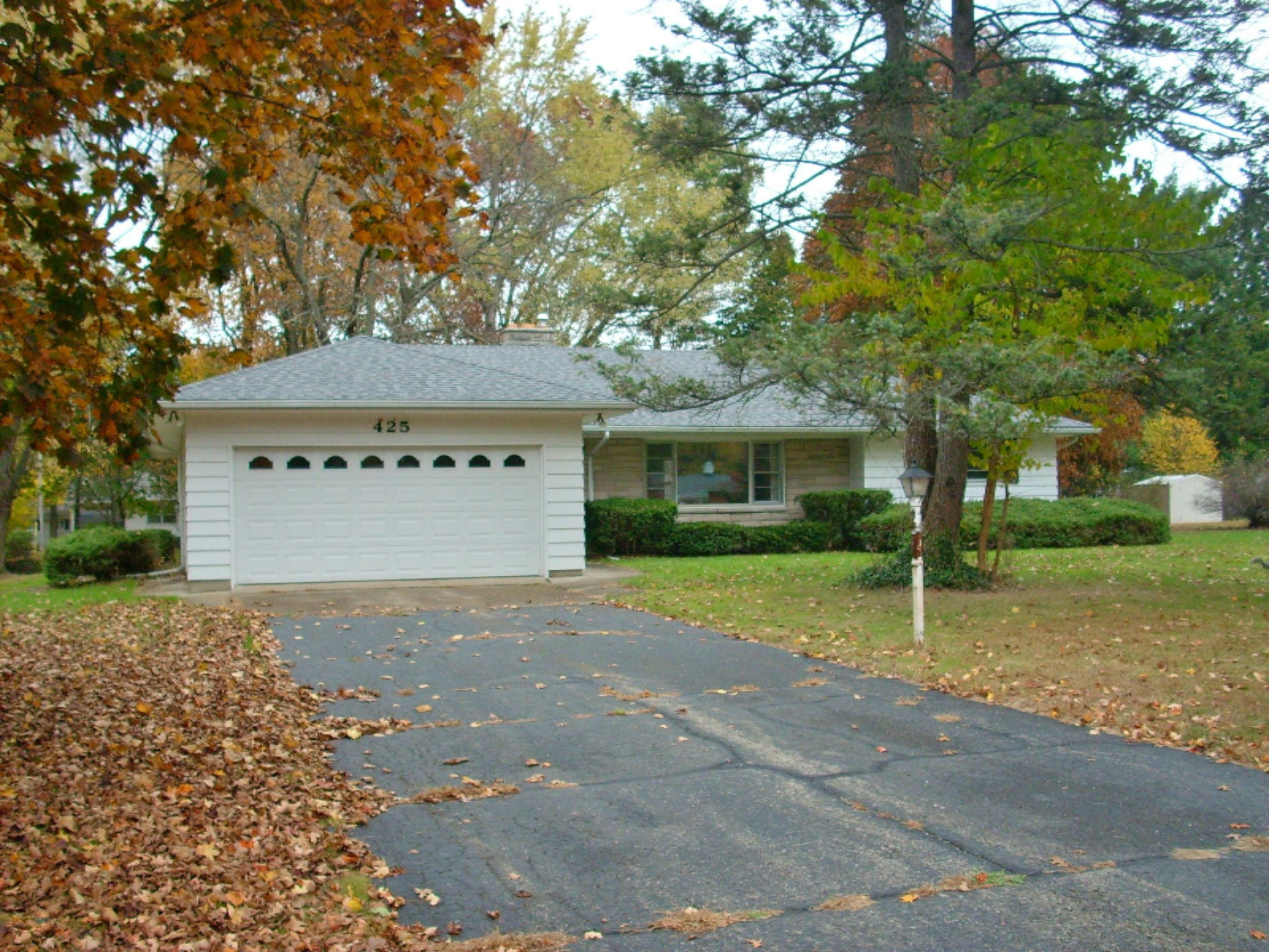425 East Minges Road Battle Creek, MI 49015 - Photo 1 of 18 425 Minges 006