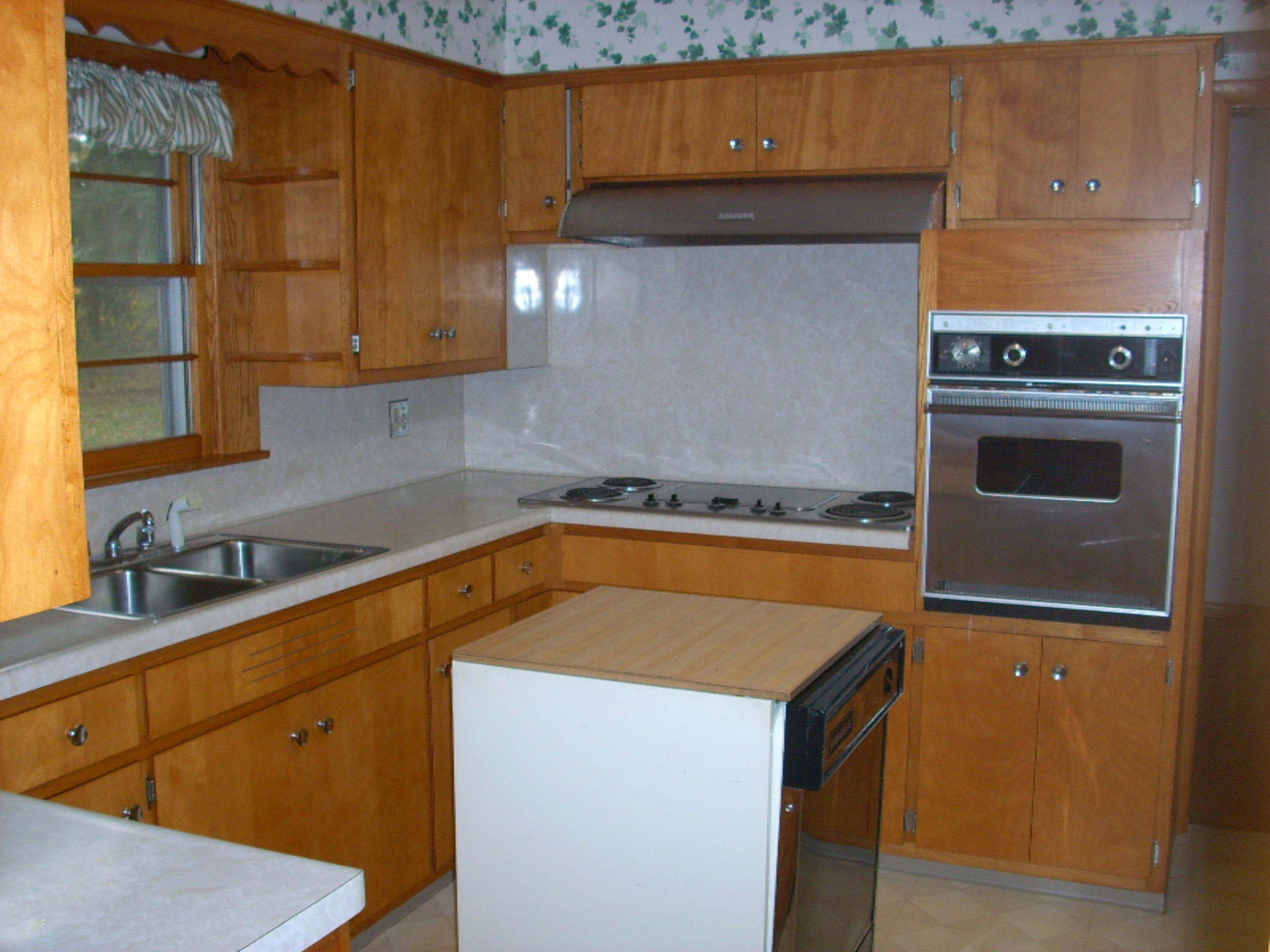 425 East Minges Road Battle Creek, MI 49015 - Photo 10 of 18 425 E Minges (16)
