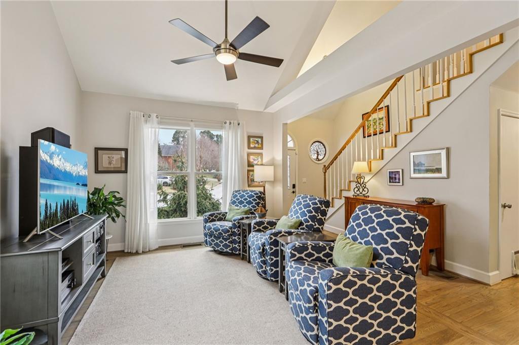 2983 Frazier Court Decatur, GA 30033 - Photo 3 of 26