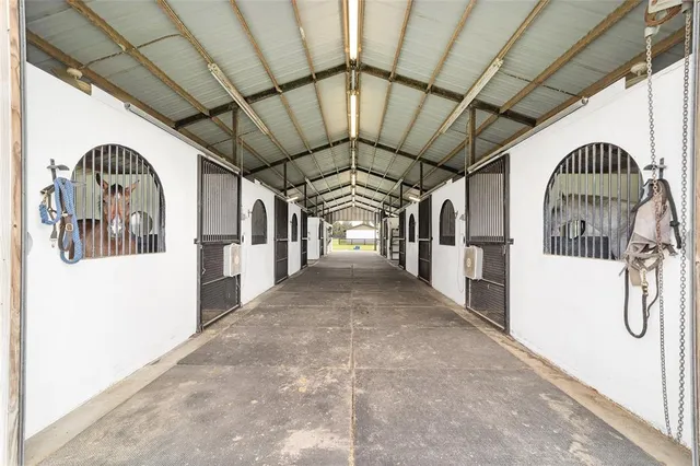 $1,965,000 | 14500 Northwest Highway 464B, Morriston, FL 32668