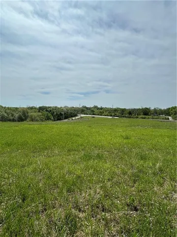 $690,000 | 2520 Northwest 68th Street, Kansas City, MO 64151