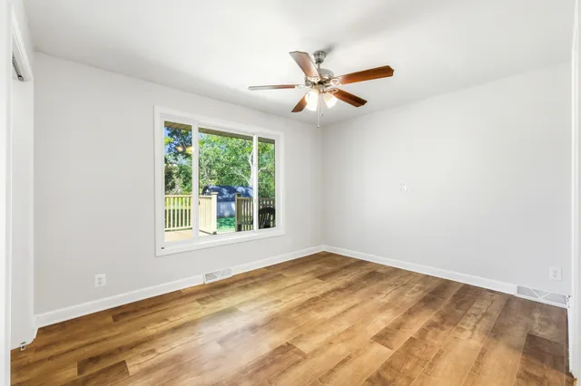 $425,000 | 19 Brookside Lane, Bristol, IL 60512