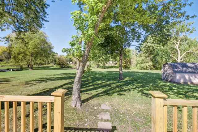 $425,000 | 19 Brookside Lane, Bristol, IL 60512