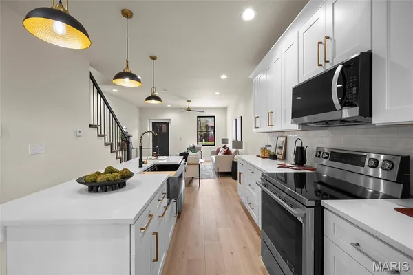 $240,000 | 3144 Potomac Street, St. Louis, MO 63118