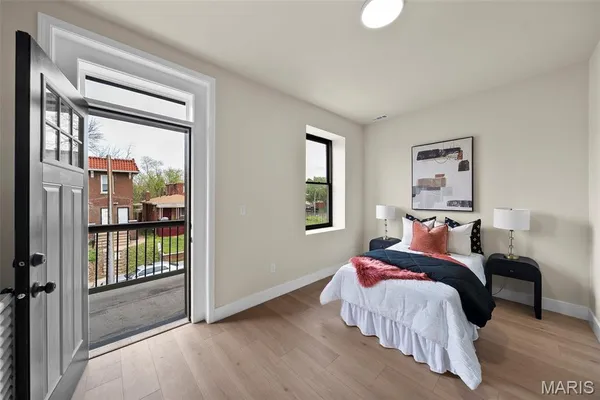 $240,000 | 3144 Potomac Street, St. Louis, MO 63118