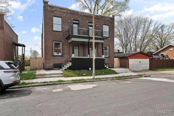 $240,000 | 3144 Potomac Street, St. Louis, MO 63118