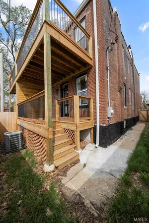 $240,000 | 3144 Potomac Street, St. Louis, MO 63118