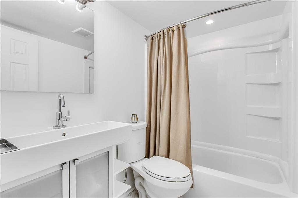 5 Bayard Road, Unit 810 Pittsburgh, PA 15213 - Photo 21 of 25