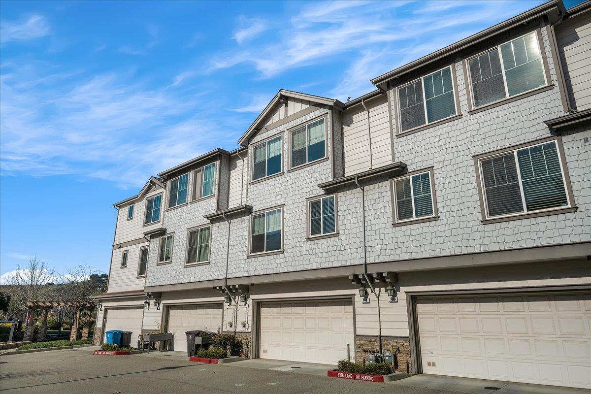 110 Cochrane Road Morgan Hill, CA 95037 - Photo 27 of 36 Gallery Image 27