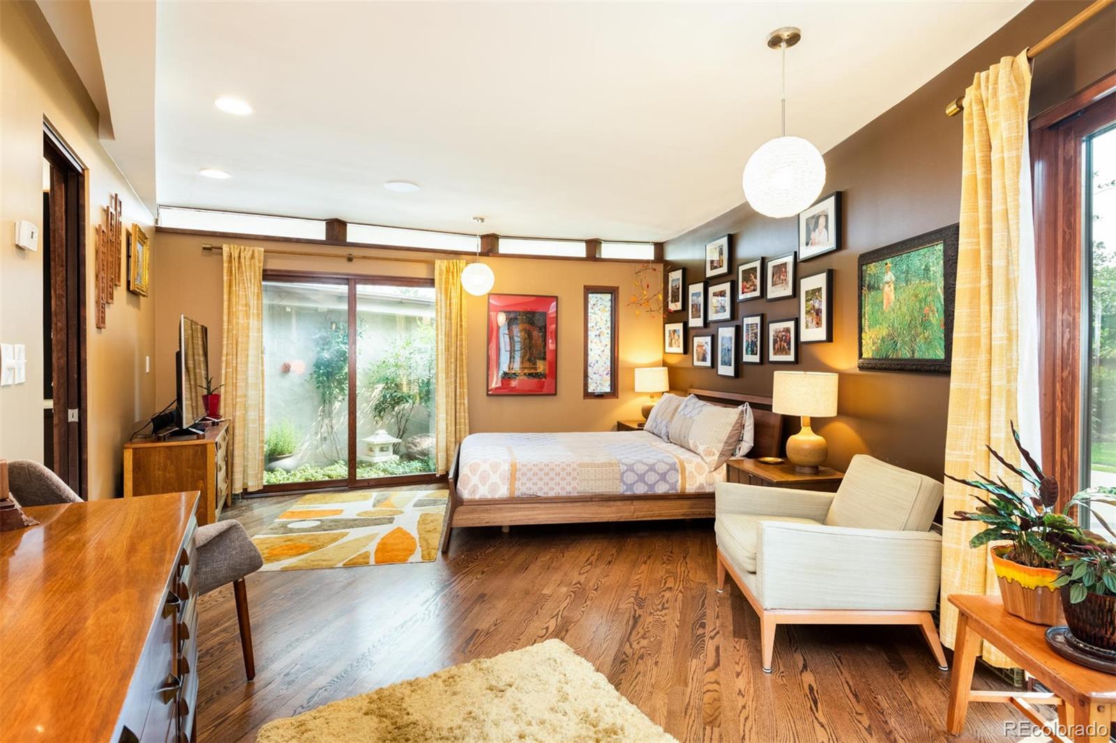 415 Drake Street Boulder, CO 80305 - Photo 23 of 40 a living room with furniture and a large window