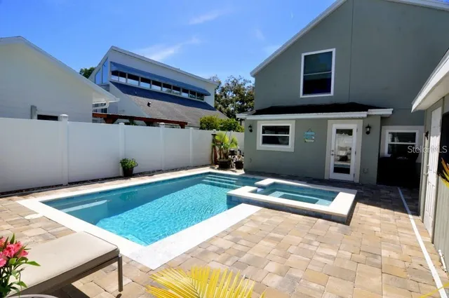 $7,200 | 2905 West Bay Ct Avenue, Tampa, FL 33611