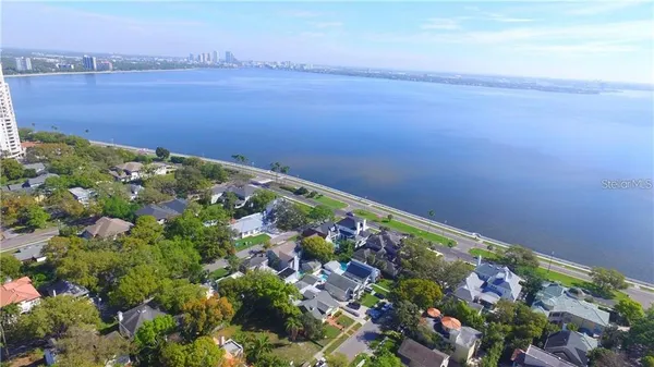 $7,000 | 2905 West Bay Ct Avenue, Tampa, FL 33611