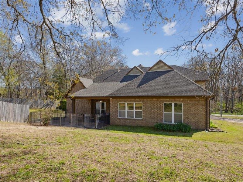 40 Christopher Road Oakland, TN 38060 - Photo 24 of 27 Gallery Image 24