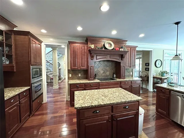 $775,000 | 44 East Heritage Drive, Rydal, GA 30171