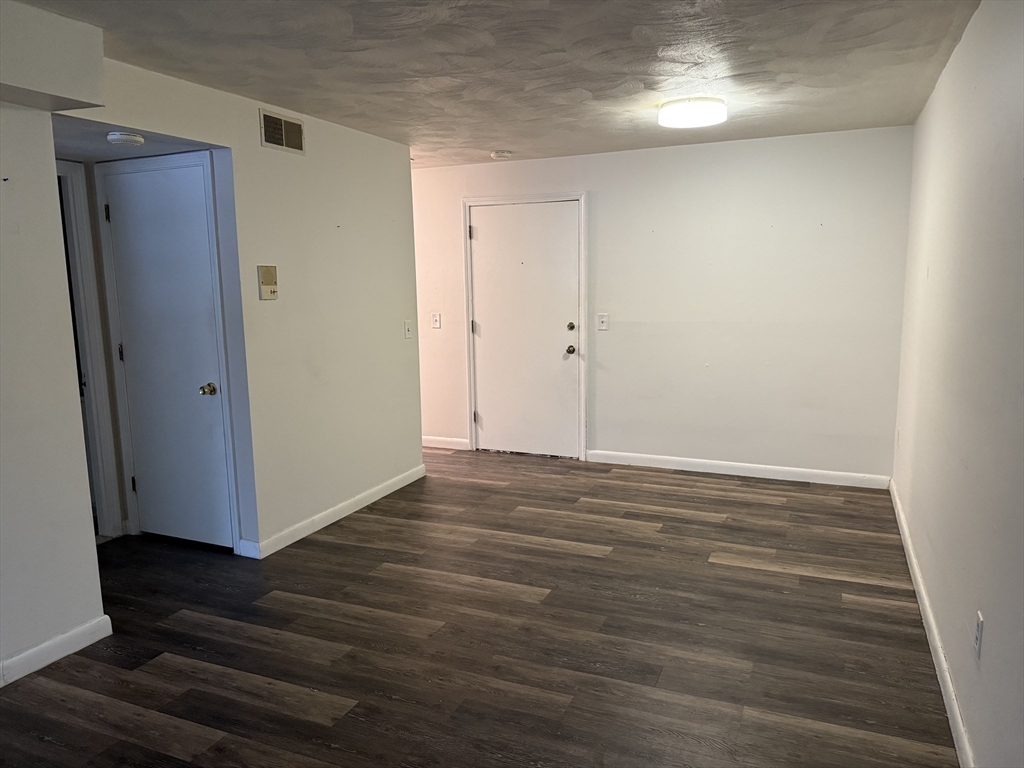 176 Maple Avenue, Unit 63 Rutland, MA 01543 - Photo 5 of 15 Gallery Image 5