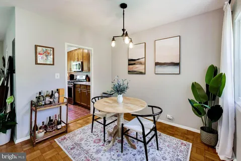 $324,900 | 3442 Martha Custis Drive, Alexandria, VA 22302