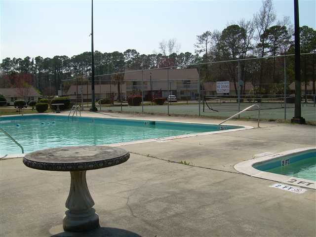 451 Old S Circle, Unit B Murrells Inlet, SC 29576 - Photo 8 of 10 Gallery Image 8