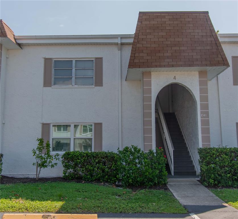 241 South McMullen Booth Road, Unit 34 Clearwater, FL 33759 - Photo 6 of 30