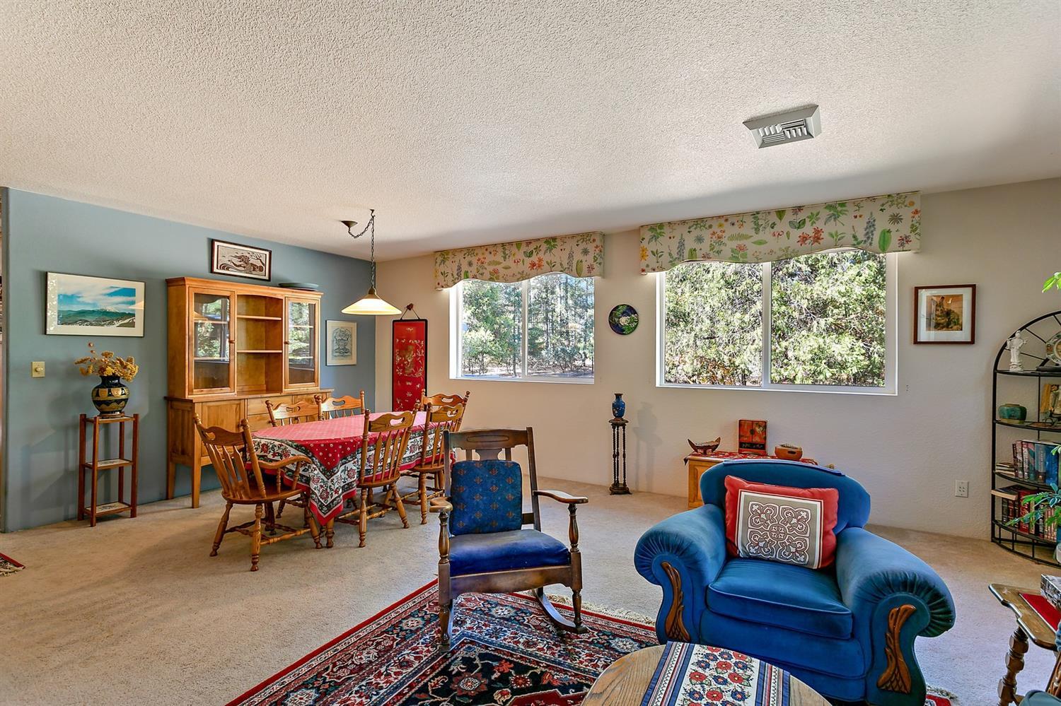1366 Queens Branch Road Rogue River, OR 97537 - Photo 3 of 33 Additional Photo