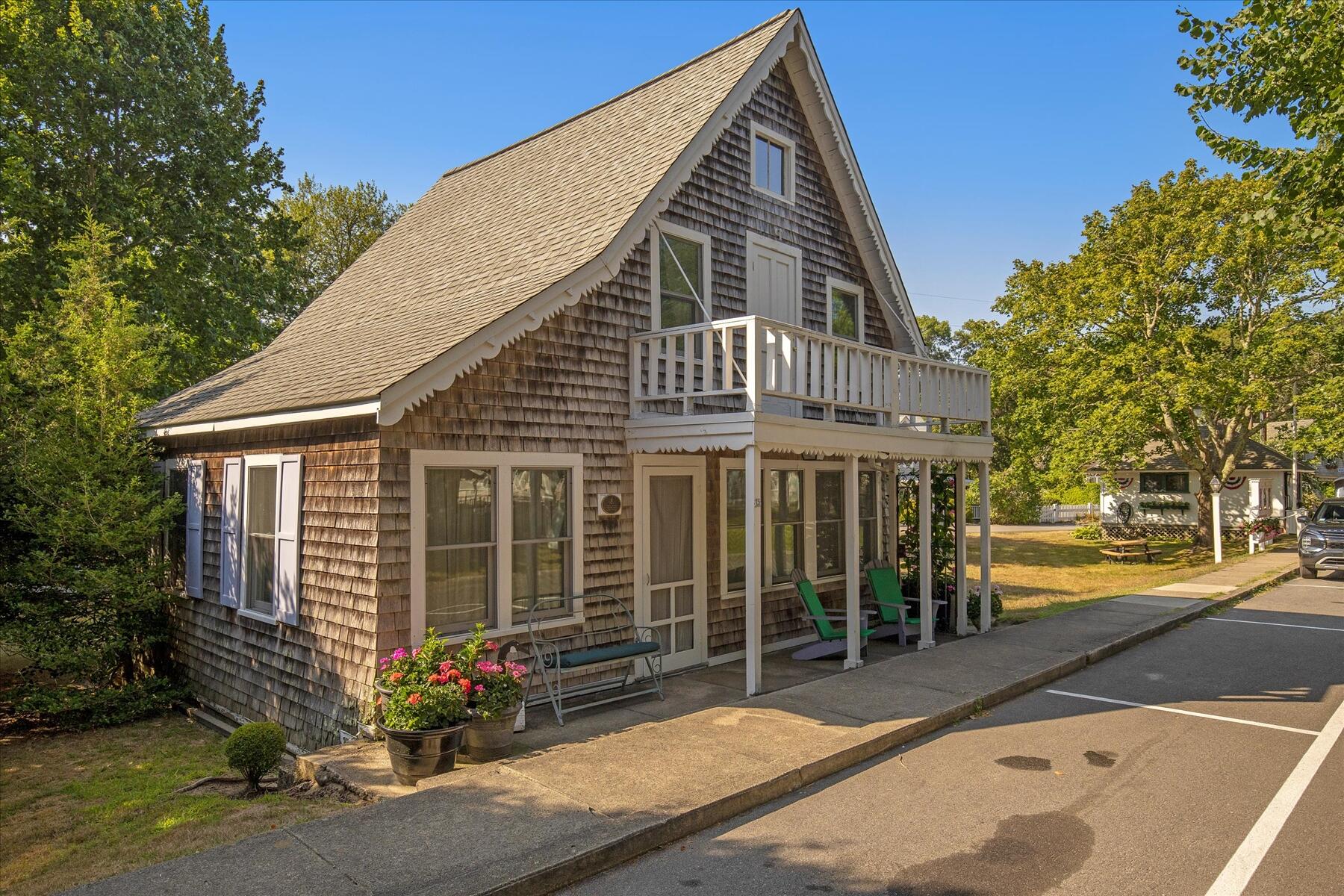 35 Valley Avenue Centerville, MA 02632 - Photo 4 of 37 a view of a house with a yard