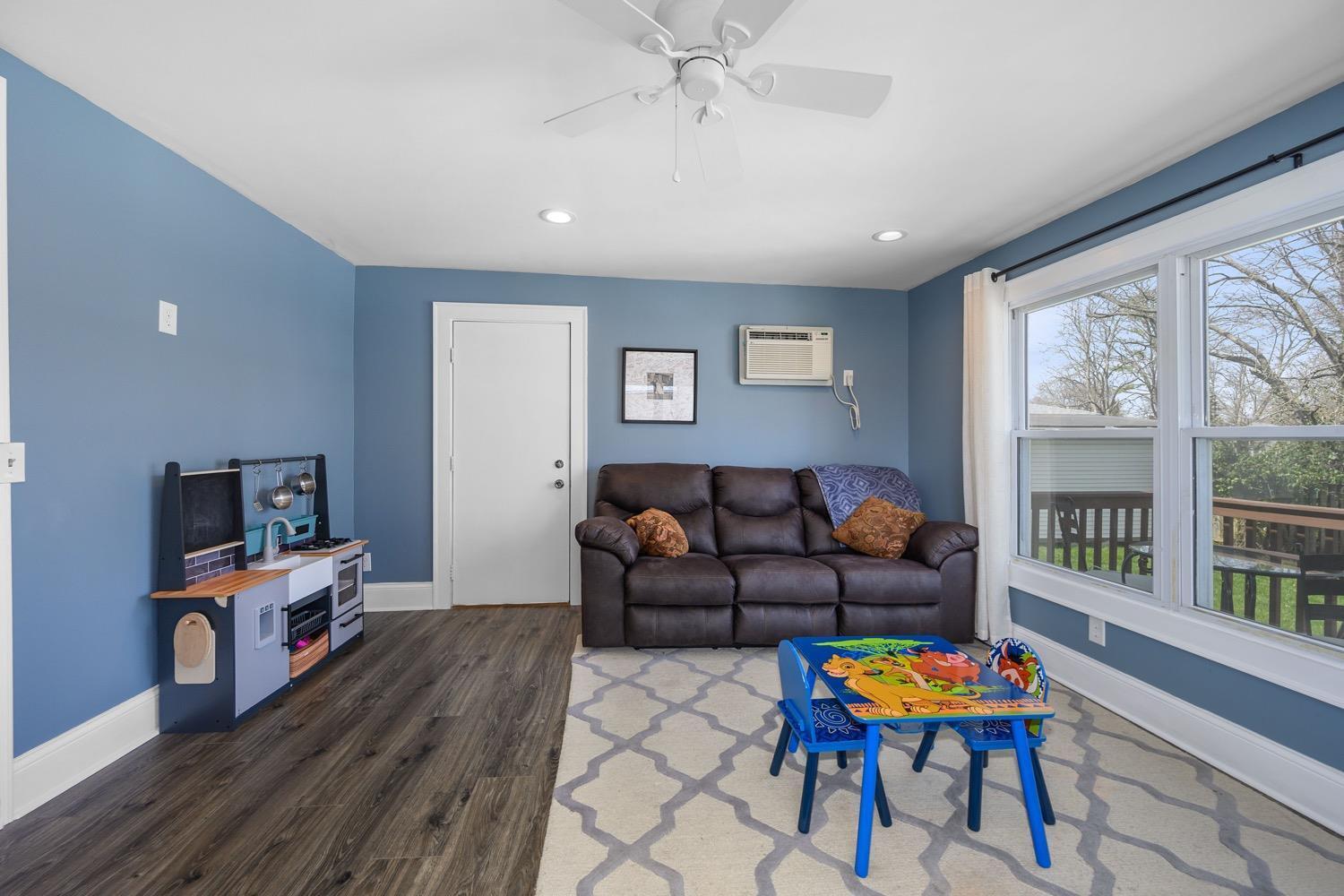 4618 Miller Road Blue Ash, OH 45242 - Photo 18 of 36 Gallery Image 18
